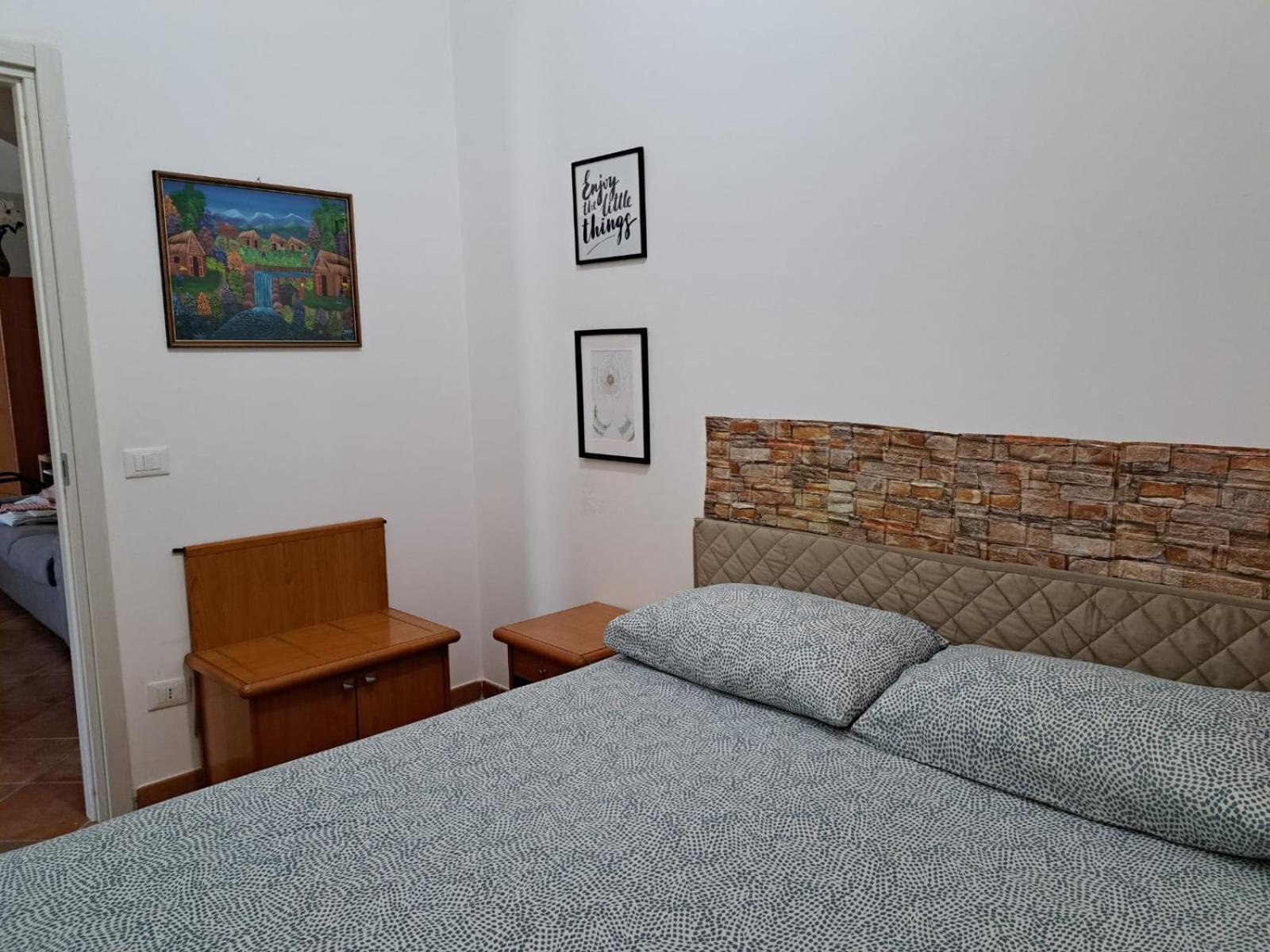 Apartment Roma Tor Vergata Con Giardino Buitenkant foto